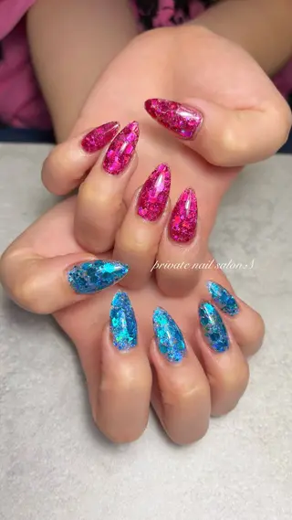 ネイル 関山 志乃のネイルデザイン