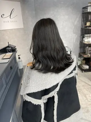 ロング カラー オフホワイトアンドなんば所属・福西 洋斗のヘアスタイル