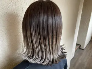 ミディアム カラー 磧本 祐里恵のヘアスタイル