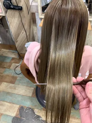 セミロング カラー Hair's RooMのヘアスタイル