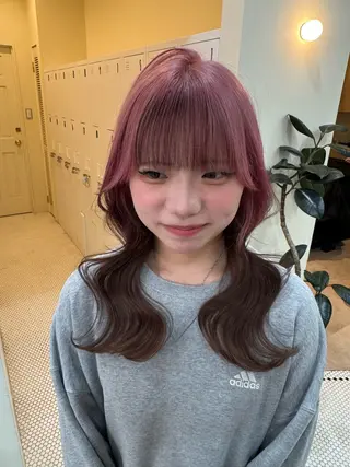 ロング カラー よこやま なぎさのヘアスタイル