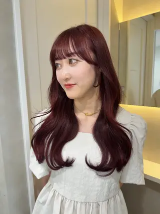 セミロング Sayaka ii+Uのヘアスタイル