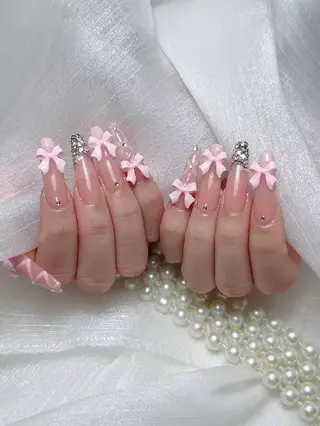 ネイル ENsalon AKIRAのネイルデザイン