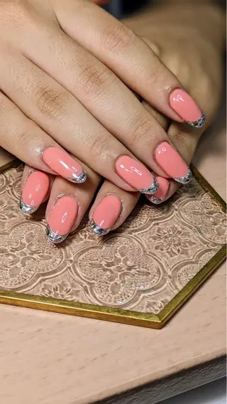 ネイル フラワー ムーンのネイルデザイン