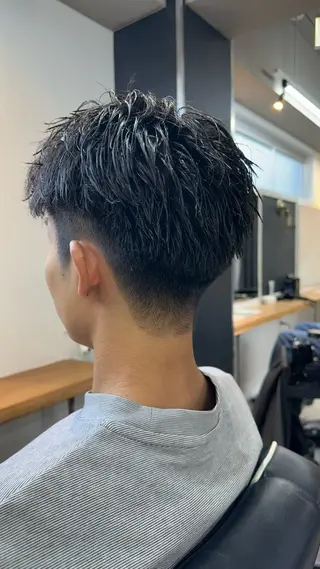 メンズ 律喜/パーマ /メンズ/フェードのヘアスタイル