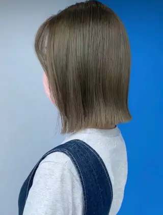 ショート カラー femme所属・femme YUIのヘアスタイル