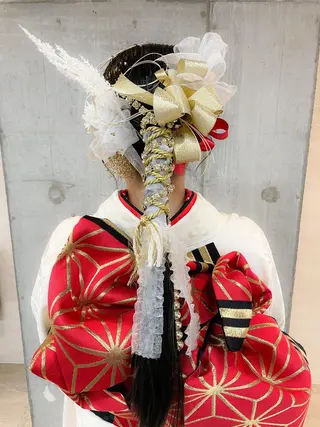 ロング ヘアアレンジ 女性に人気♪ はやしほのかのヘアスタイル