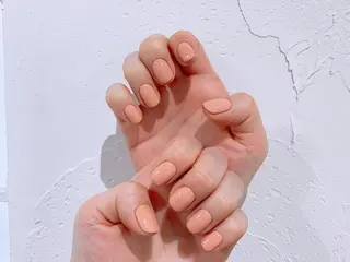 ネイル THECOLORS所属・近貞 莉奈のネイルデザイン