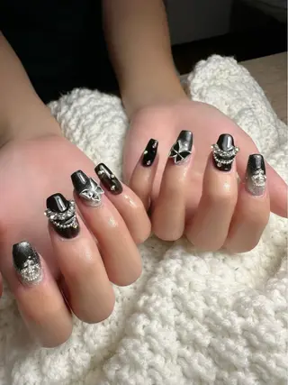 ネイル 新山 聖のネイルデザイン