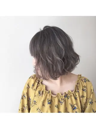 セミロング カラー 松戸　レイヤーカット 野口　康太郎のヘアスタイル