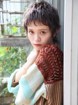 ショート 江原 彩華のヘアスタイル