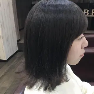 ミディアム カラー embrace エンブレイスのヘアスタイル