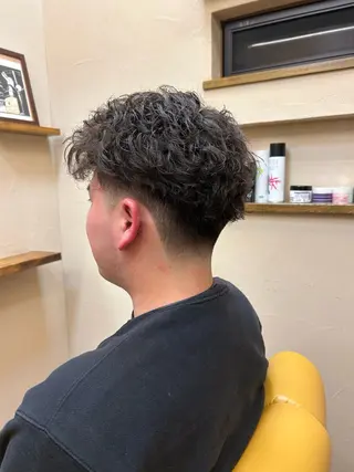 ミディアム パーマ メンズ マスダ コウのヘアスタイル