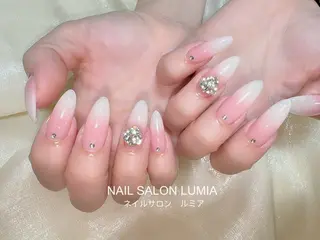 ネイル ネイルサロン ルミア Lumia 店長のネイルデザイン