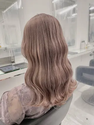 ロング カラー 🩷暖色カラー🩷 BONのヘアスタイル