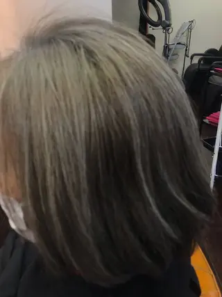 ショート カラー 桧山 真のヘアスタイル