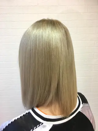 セミロング 美髪・髪質改善🌟 山口博史のヘアスタイル