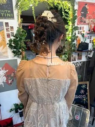 セミロング ヘアアレンジ カラーパティシエ facce🌼ikoのヘアスタイル