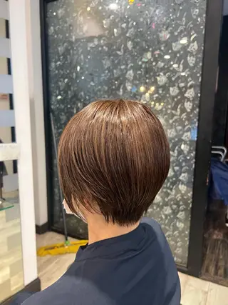 ショート カラー kataoka ryotaのヘアスタイル