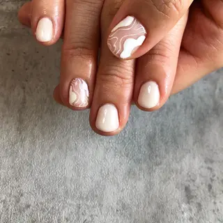 ネイル casita（カシータ）所属・thrush nailsのネイルデザイン