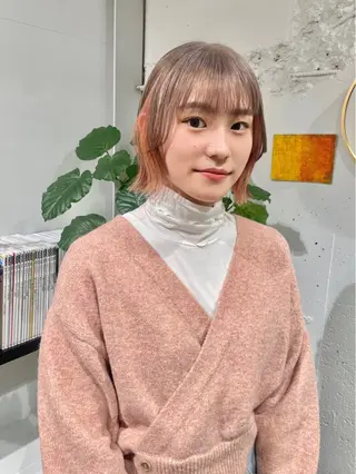 ミディアム カラー ウルフ/似合わせ レイヤー/RIHOのヘアスタイル