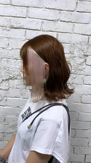 ミディアム L STUDIO心斎橋店所属・派手髪支持率No1 Eisukeのヘアスタイル