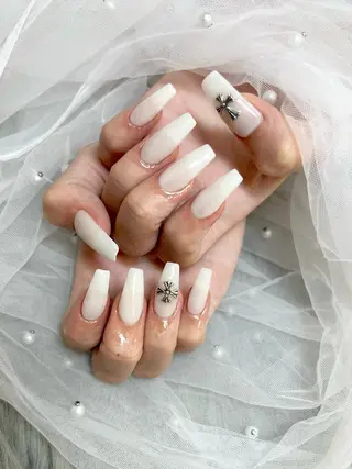 ネイル NANA HARUKAのネイルデザイン