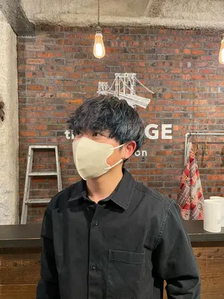 カラー メンズ the BRIDGE 大橋伊織のヘアスタイル