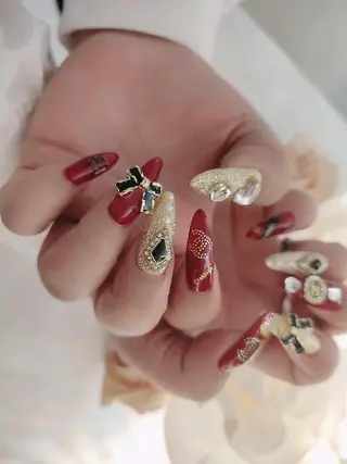 ネイル RUNWAY 　　の眉毛・アイブロウイメージ