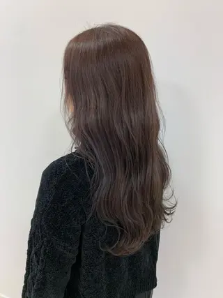 ロング カラー 顔まわりカット✄ ベージュカラー🧸のヘアスタイル