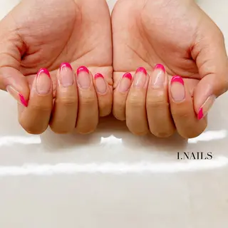 ネイル アイネイルズ所属・早川 梓のネイルデザイン