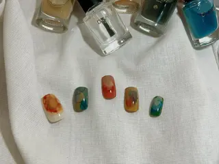 ネイル 𝐑𝐞𝐯𝐢𝐨 ___堺市西区のマツエク・マツパデザイン