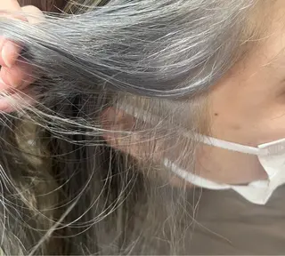 カラー 杉野 まみのヘアスタイル