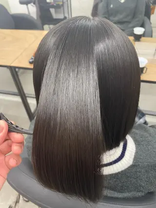 ミディアム 髪質改善/艶髪 ミトモリシュウトのヘアスタイル