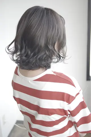 ミディアム カラー 🌈ディレクター🌈 徳松優希のヘアスタイル