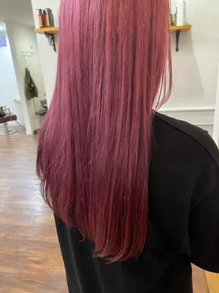 ロング 関根 沙季のヘアスタイル