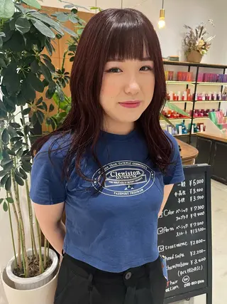 ロング カラー 岡田 望愛のヘアスタイル