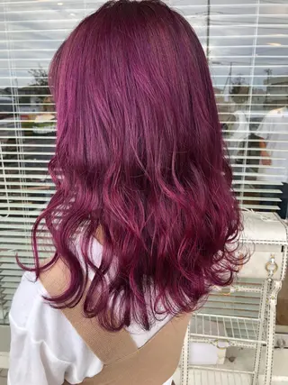 カラー 早川 真幸のヘアスタイル