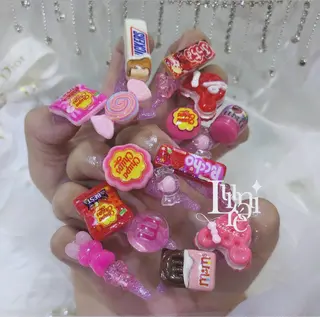 ネイル Lumière/ 超ロング/ワンホンのネイルデザイン