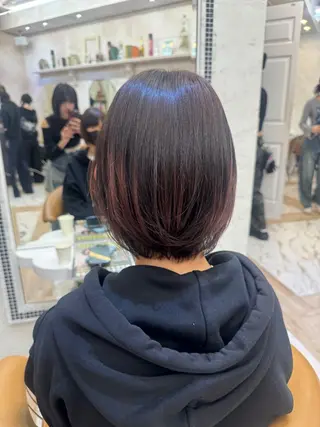 ショート カラー 橋本 りくのヘアスタイル