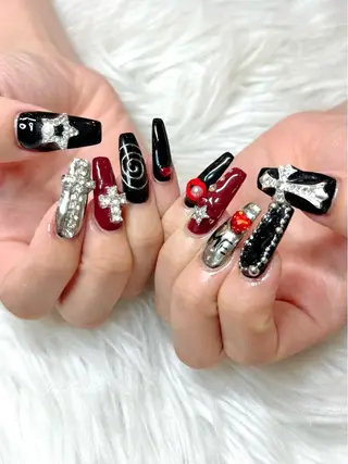 ネイル UnFLAIR 麻布十番店🧸NAOのネイルデザイン