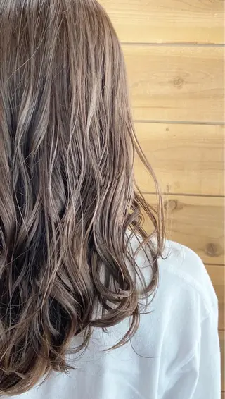 カラー hair salon Ranun (ヘアサロン ラナン)所属・城間 勇妃のヘアスタイル