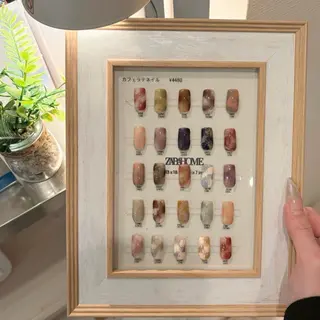 カラー twin 名古屋駅のネイルデザイン