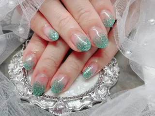 ネイル マジックミラー所属・マジック ミラーのネイルデザイン