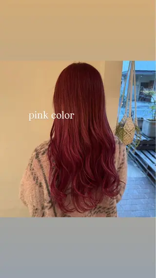 ロング カラー ヘアアレンジ 飯島 美海のヘアスタイル