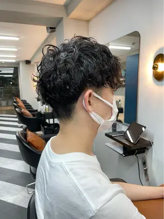 ショート パーマ メンズ 守屋 寿哉のヘアスタイル