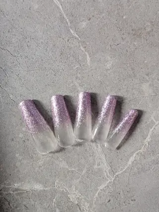 ネイル tiele所属・⚜️salon tiele⚜️Ayaのネイルデザイン