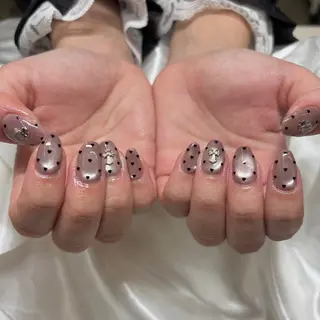 ネイル YURIN 𓈒ㅤׂ 𝜗𝜚のネイルデザイン