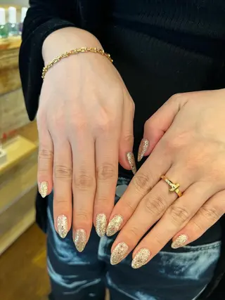 ネイル Nes.Nail所属・Miyagi Asamiのネイルデザイン