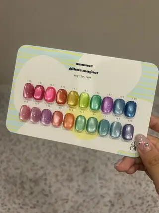 ネイル 小松 千冬snazzyのネイルデザイン